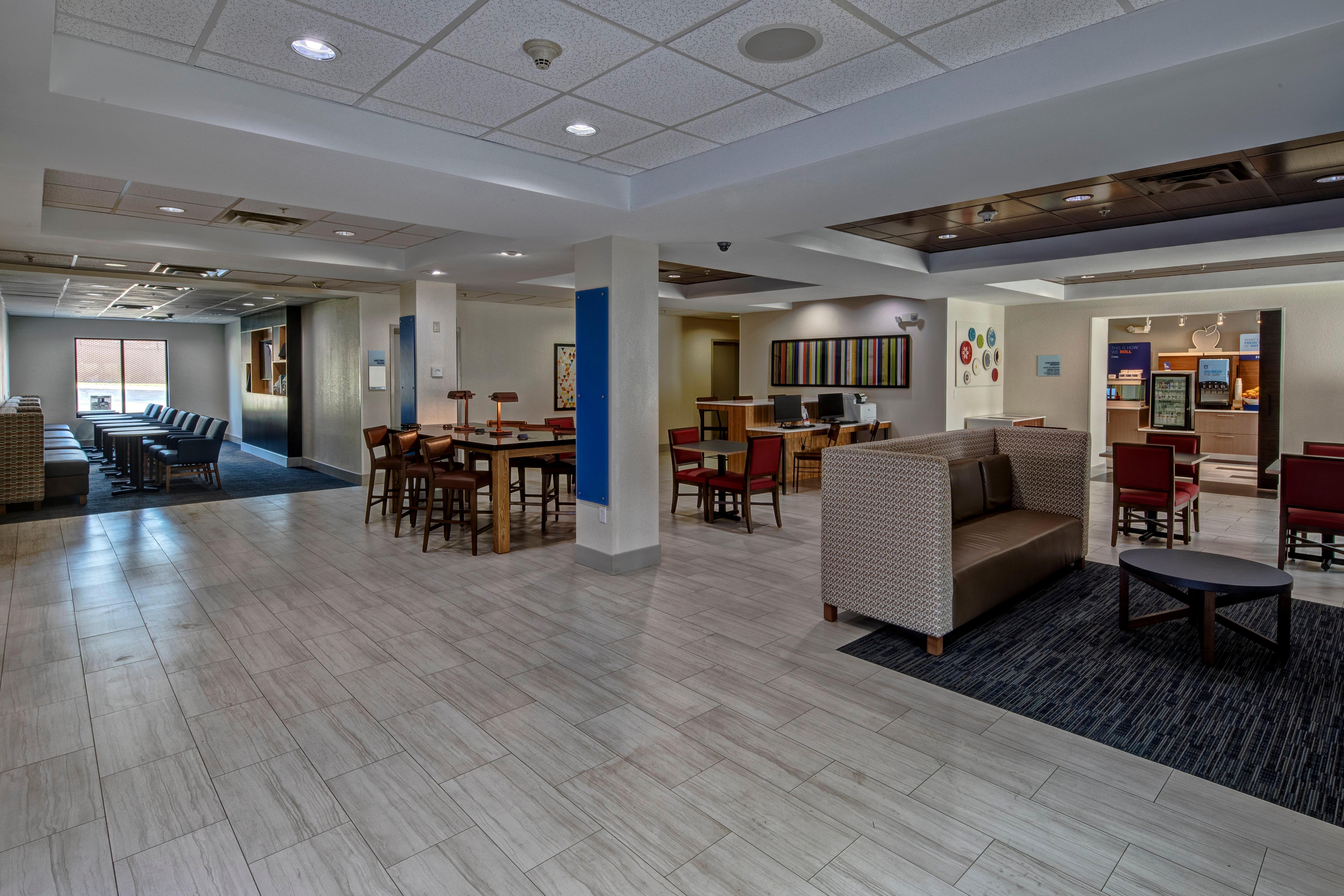 Holiday Inn Express Hotel & Suites Smyrna-Nashville Area By Ihg Екстериор снимка